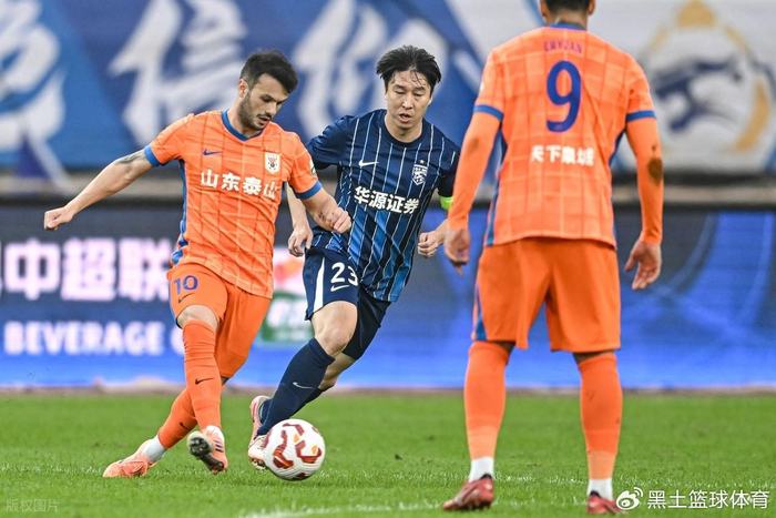 kaiyun全站官网登录-官宣！泰山与瓦科完成续约，回归海口冬训，2026争冠底气更足了|泰山队|山东泰山|中超|克雷桑|泽卡_新浪体育_新浪新闻